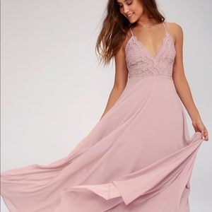 MADALYN DUSTY LAVENDER LACE MAXI DRESS